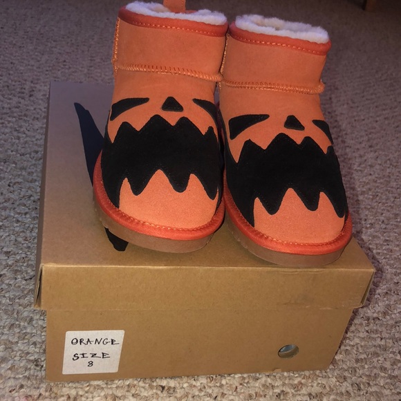 UGG Other - Brand New: Never Worn: AsspizzaxUgg